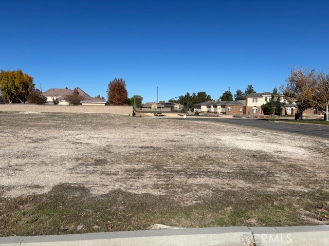 0 Westfield drive, Lancaster CA: https://media.crmls.org/medias/111315e4-5f37-4b80-af3a-4e79b13c0fe7.jpg