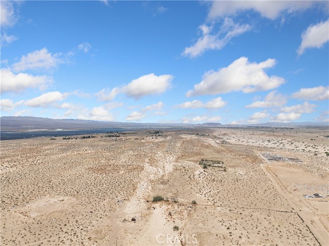 Detail Gallery Image 2 of 13 For 1 Bedford Dr, Newberry Springs,  CA 92365 - – Beds | – Baths