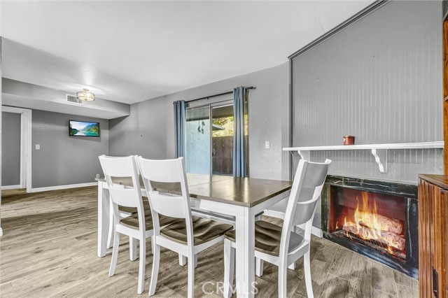 Detail Gallery Image 12 of 41 For 1135 Rosecrans 30a,  Fullerton,  CA 92833 - 2 Beds | 2 Baths