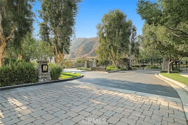 Detail Gallery Image 45 of 47 For 12 Silver Forest Ct, Azusa,  CA 91702 - 3 Beds | 2/1 Baths