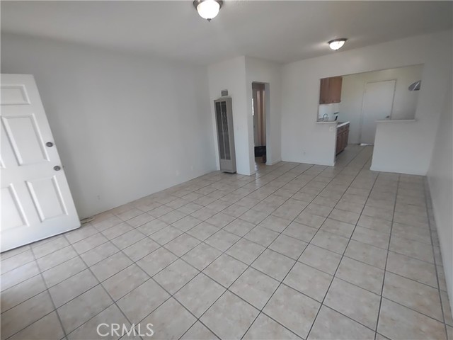 Detail Gallery Image 4 of 11 For 1685 S Reservoir St, Pomona,  CA 91766 - 2 Beds | 1 Baths
