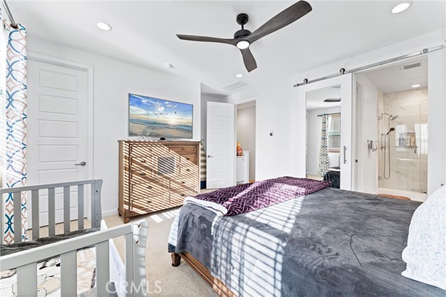 133 Hideaway Loop, Mission Viejo CA: https://media.crmls.org/medias/11191a07-8b60-4481-8e16-0ace9395dedc.jpg