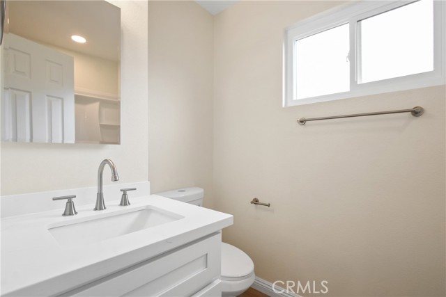 Detail Gallery Image 14 of 21 For 1683 Lark, Corona,  CA 92882 - 4 Beds | 1/1 Baths