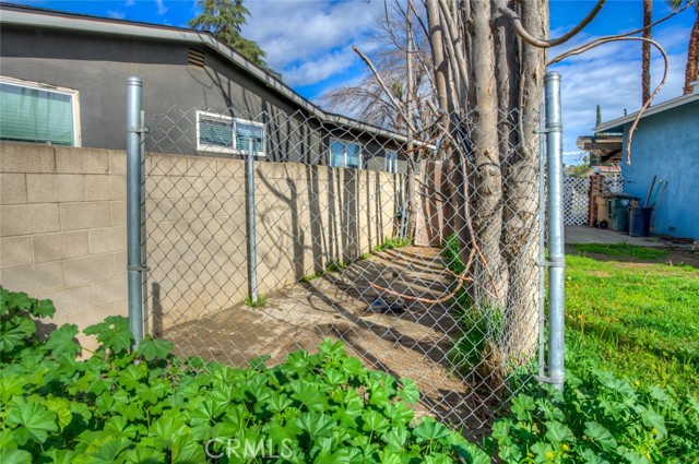 Detail Gallery Image 15 of 48 For 917 Stanford Ct, Bakersfield,  CA 93305 - 4 Beds | 2 Baths
