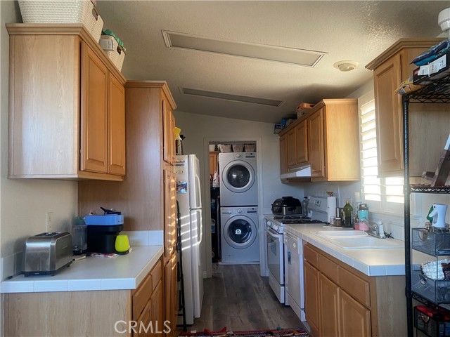 Detail Gallery Image 11 of 27 For 1250 N Kirby St #132,  Hemet,  CA 92545 - 2 Beds | 2 Baths
