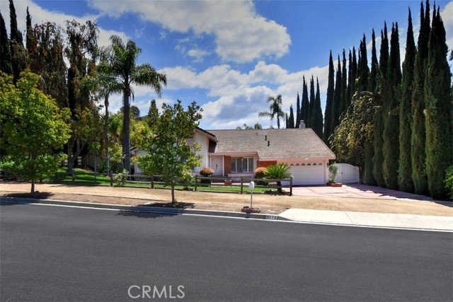 Detail Gallery Image 2 of 60 For 1772 Restful Ct, Simi Valley,  CA 93065 - 4 Beds | 2 Baths