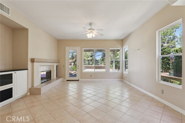 Detail Gallery Image 5 of 68 For 17 Kennedy Ct, Trabuco Canyon,  CA 92679 - 5 Beds | 4 Baths