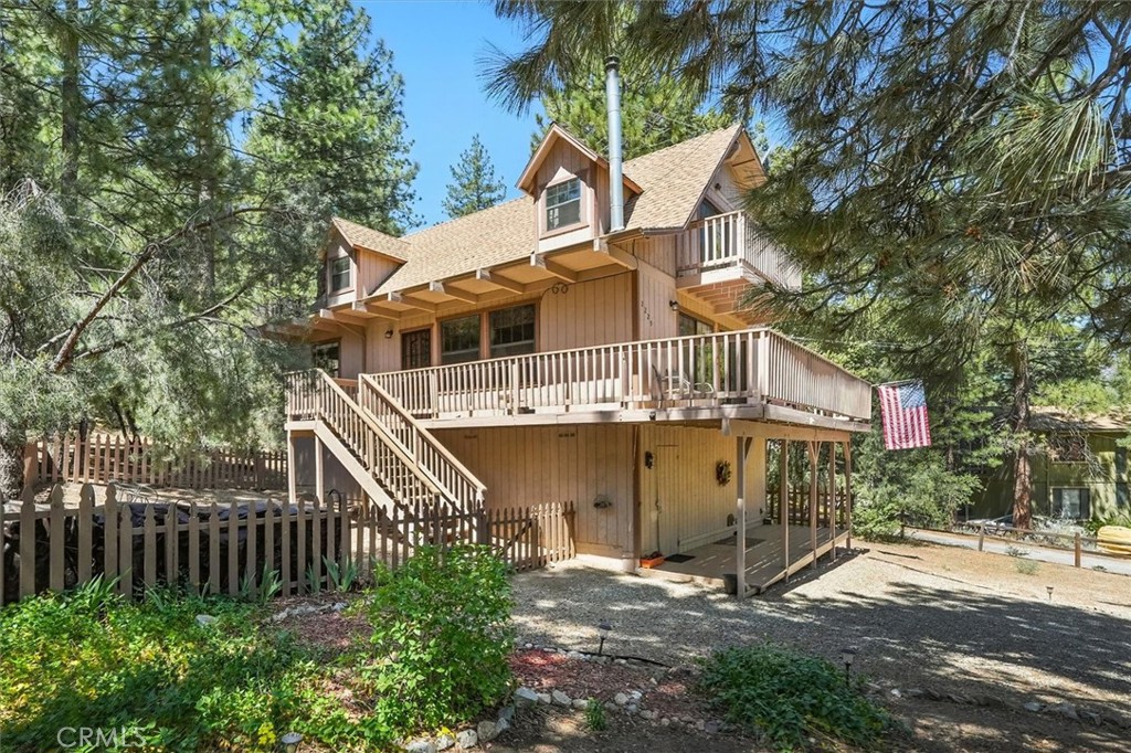 2229 Birchwood Way