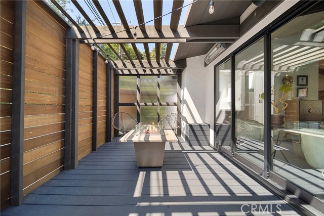 2522 Zorada Drive, Los Angeles CA: https://media.crmls.org/medias/111f3817-34d2-434e-a04f-45a9cb88381c.jpg