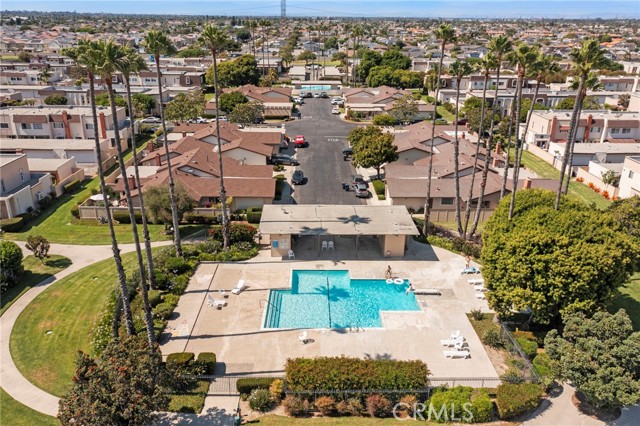 Detail Gallery Image 34 of 36 For 9745 Port Royal Cir, Huntington Beach,  CA 92646 - 2 Beds | 1/1 Baths