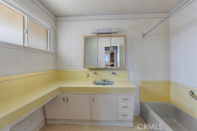 445 Calle Mayor, Redondo Beach, California 90277, 3 Bedrooms Bedrooms, ,2 BathroomsBathrooms,Residential,For Sale,Calle Mayor,SB25203937