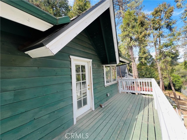 Detail Gallery Image 28 of 40 For 686 Ca-138, Crestline,  CA 92325 - 5 Beds | 2 Baths