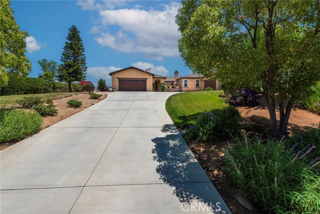 16767 Eagle Peak Road, Riverside CA: https://media.crmls.org/medias/1121aa2e-f5b4-438a-87e1-8c5d0f2326f8.jpg
