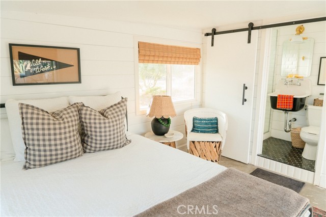 Detail Gallery Image 32 of 47 For 2810 Painted Post Pass, Pioneertown,  CA 92268 - 2 Beds | 3 Baths