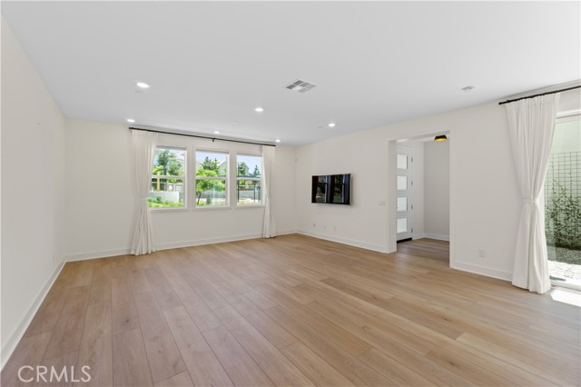 Detail Gallery Image 6 of 45 For 156 Chorus, Irvine,  CA 92618 - 3 Beds | 2/1 Baths