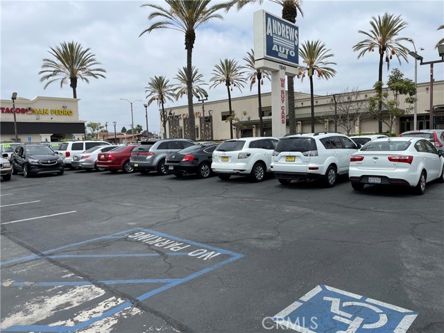 11840 E carson Street, Hawaiian Gardens CA: https://media.crmls.org/medias/1125edf1-6ada-484d-a5e3-6042ab182141.jpg