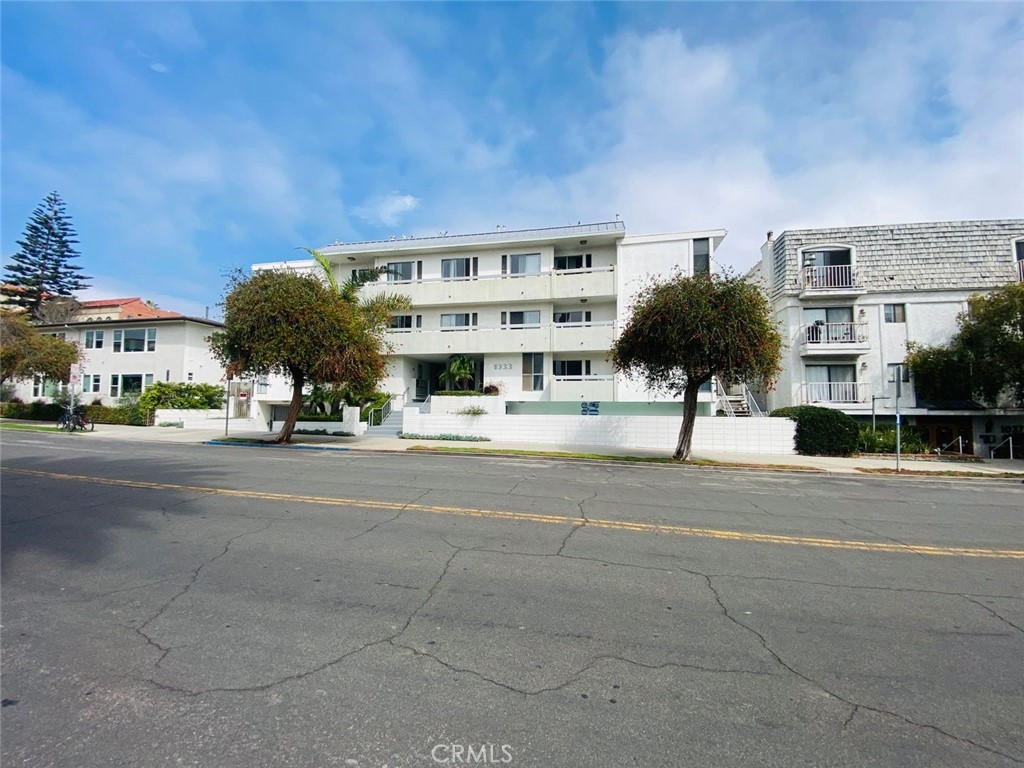 1033 3rd Street #105