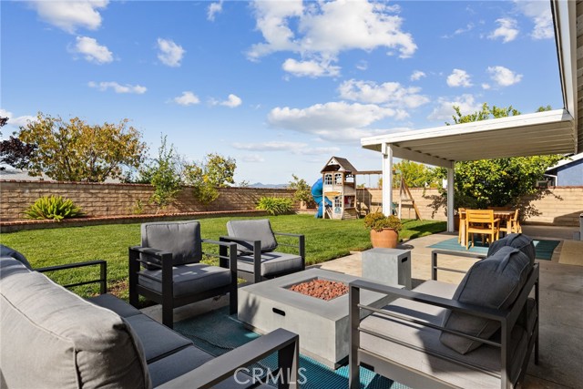 Detail Gallery Image 21 of 25 For 27819 Sumner, Saugus,  CA 91350 - 3 Beds | 2 Baths