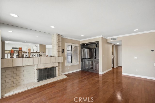 20905 Running Branch Road, Diamond Bar CA: https://media.crmls.org/medias/1126e073-4f26-48fe-b4ed-f4dba7437baf.jpg