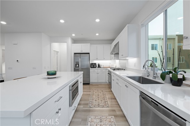 Detail Gallery Image 20 of 71 For 26799 Keystone Loop, Valencia,  CA 91381 - 3 Beds | 3 Baths