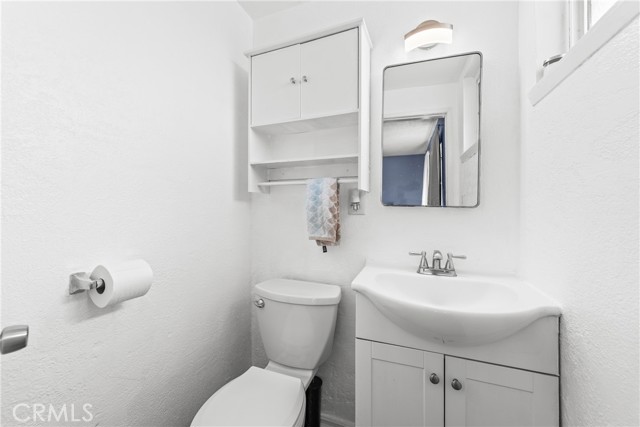 Detail Gallery Image 26 of 43 For 1621 Ballard St, Simi Valley,  CA 93065 - 3 Beds | 1/1 Baths