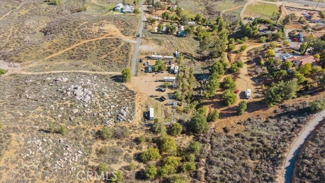 Detail Gallery Image 11 of 16 For 21080 Kimes, Perris,  CA 92570 - – Beds | – Baths