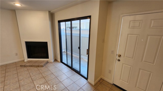 Detail Gallery Image 16 of 30 For 12310 Burbank Blvd #12,  Valley Village,  CA 91607 - 2 Beds | 1/1 Baths