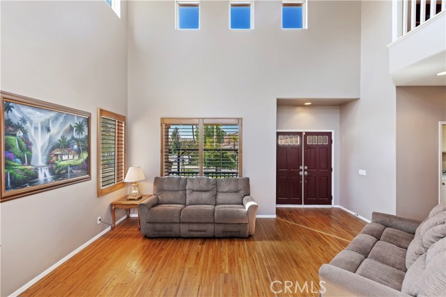 16462 Sun Summit Drive, Riverside CA: https://media.crmls.org/medias/1128b2f0-e282-4cd1-944c-1e10bc37692d.jpg