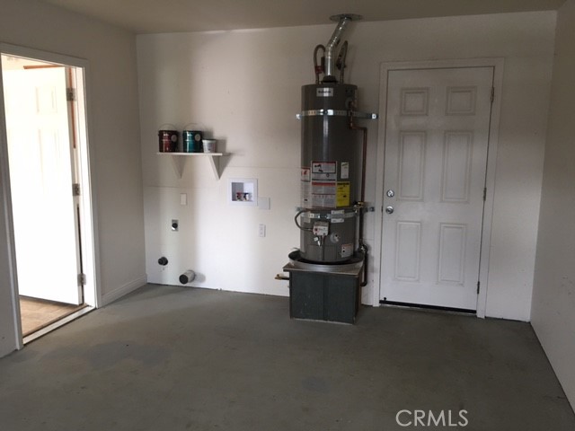 18745 Magnolia Court, Hidden Valley Lake CA: https://media.crmls.org/medias/1128e936-b0cd-41d0-97f0-5ccc9878daea.jpg