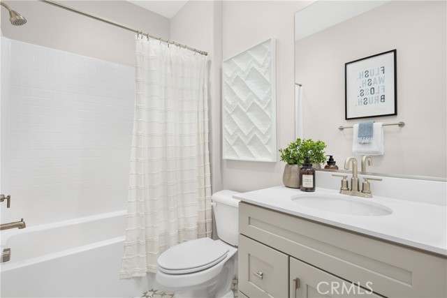Detail Gallery Image 9 of 19 For 1458 Moore St, Redlands,  CA 92374 - 4 Beds | 4/1 Baths