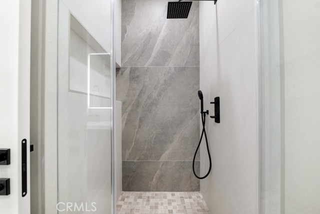20151 Via Medici, Porter Ranch CA: https://media.crmls.org/medias/11297cc6-e1ff-416b-b48d-ad43be7d1be2.jpg