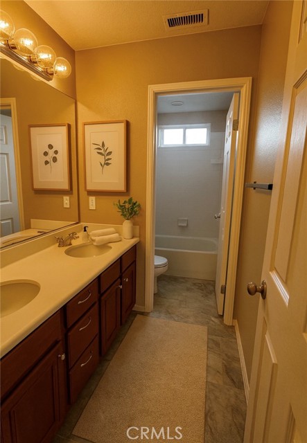 Detail Gallery Image 11 of 13 For 29057 Foghorn Ct, Menifee,  CA 92585 - 4 Beds | 3 Baths