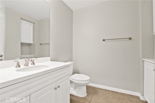 Detail Gallery Image 8 of 20 For 34 Talisman, Irvine,  CA 92620 - 3 Beds | 3 Baths