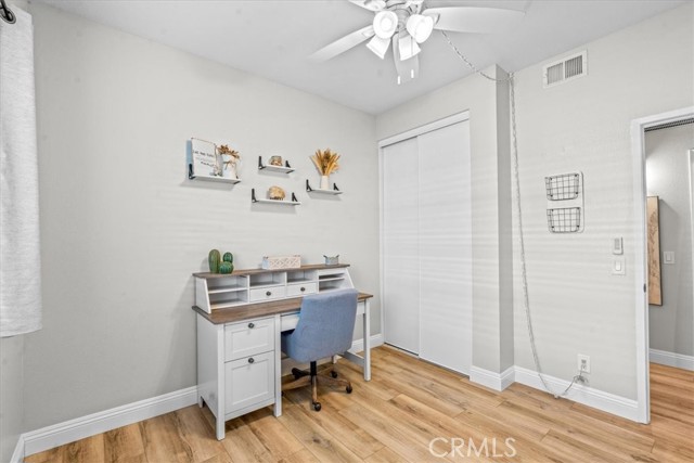 28 Via Terrano, Rancho Santa Margarita CA: https://media.crmls.org/medias/112a7d9d-5d7b-4ad6-8459-598c154727cf.jpg