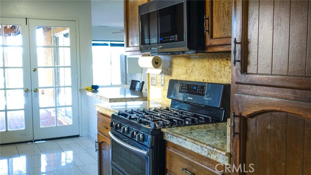 Detail Gallery Image 12 of 35 For 14114 Oakley Dr, Riverside,  CA 92503 - 3 Beds | 2 Baths