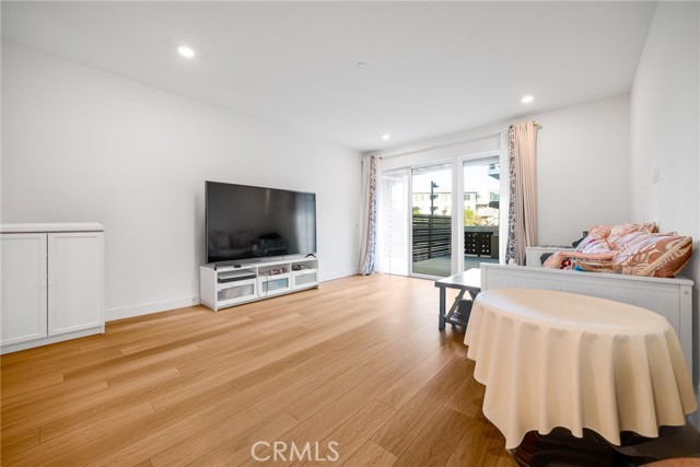 Detail Gallery Image 8 of 21 For 1310 Rivington, Irvine,  CA 92612 - 2 Beds | 2/1 Baths