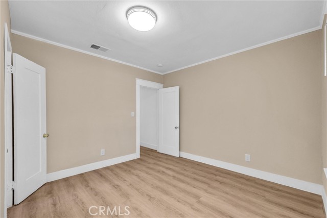 820 S Van Ness Avenue, Santa Ana CA: https://media.crmls.org/medias/112d8792-5e27-4e5a-bc0b-97dff9533d49.jpg