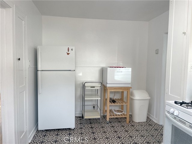 Detail Gallery Image 8 of 19 For 428 S Ditmar St, Oceanside,  CA 92054 - 2 Beds | 1 Baths