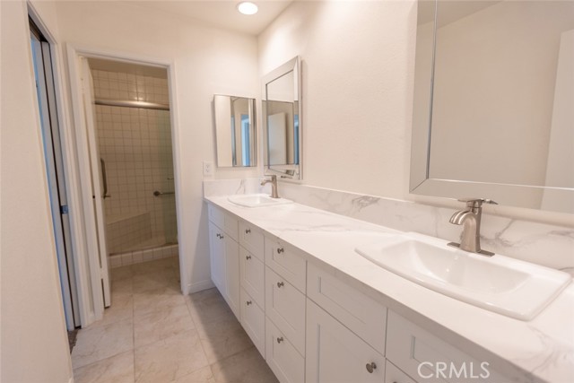 Detail Gallery Image 7 of 40 For 1903 W West Wind, Santa Ana,  CA 92704 - 3 Beds | 2 Baths