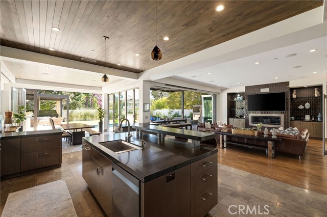 1626 1st Street, Manhattan Beach, California 90266, 5 Bedrooms Bedrooms, 0 ,6 BathroomsBathrooms,Residential,For Sale,1st,0,SB26133853