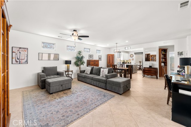 Detail Gallery Image 10 of 41 For 8217 Carnoustie Ave, Hemet,  CA 92545 - 2 Beds | 2 Baths
