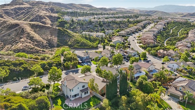 28523 Santa Catarina Road, Saugus CA: https://media.crmls.org/medias/112fbeae-7c3c-4468-a881-b2b3e4ba006d.jpg