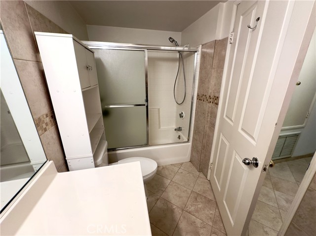 4501 Cedros Avenue, Sherman Oaks CA: https://media.crmls.org/medias/112fdb00-8815-4c18-b5c1-f87c0f291901.jpg