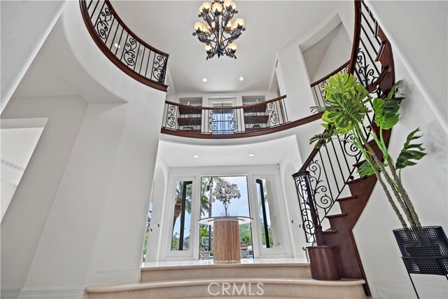 2535 Bronzewood Drive, Tustin CA: https://media.crmls.org/medias/1130aa98-adea-4054-8ca9-54992e1a74e4.jpg