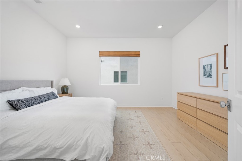 MLS #OC25029918 image #10