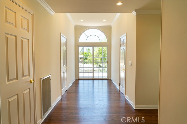 Detail Gallery Image 15 of 39 For 24060 Hatteras St, Woodland Hills,  CA 91367 - 5 Beds | 5 Baths
