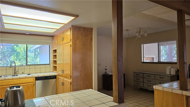 Detail Gallery Image 11 of 35 For 6323 Juneau Ct, Magalia,  CA 95954 - 3 Beds | 2 Baths