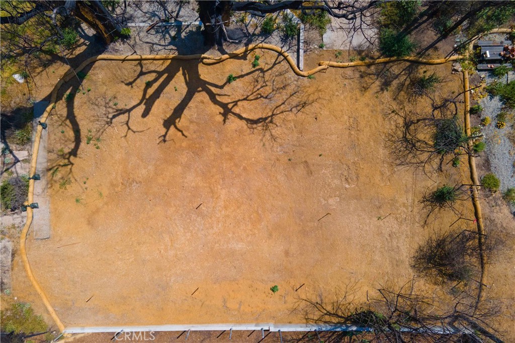 https://media.crmls.org/medias/1131b052-6a9b-41f0-a660-abbf6d4f9d4a.jpg?preset=X-Large