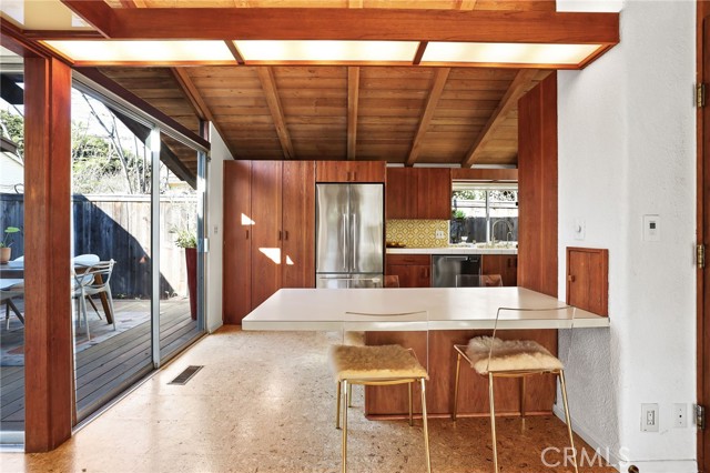 Detail Gallery Image 11 of 52 For 4123 North Virginia Road, Long Beach,  CA 90807 - 3 Beds | 2 Baths