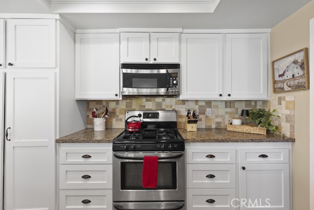 Image 11 of 49 For 6929 Sherwood Drive